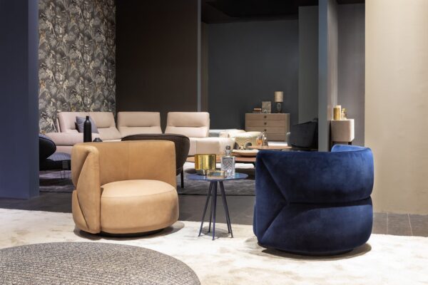 Fauteuil NAOMI - Tissu ou cuir, design enveloppant – Image 2